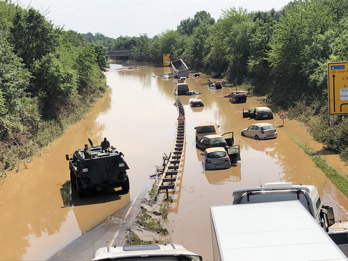 VGleitsmann's tweet image. was das #Hochwasser in #NRW und #RLP angerichtet hat… Eindrücke der vergangenen 100 Stunden @ZIBnews @oe1journale