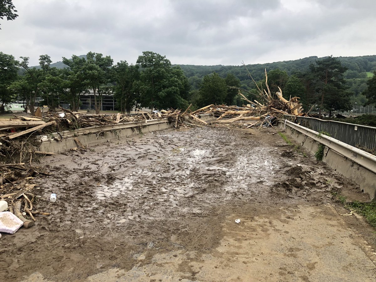 VGleitsmann's tweet image. was das #Hochwasser in #NRW und #RLP angerichtet hat… Eindrücke der vergangenen 100 Stunden @ZIBnews @oe1journale