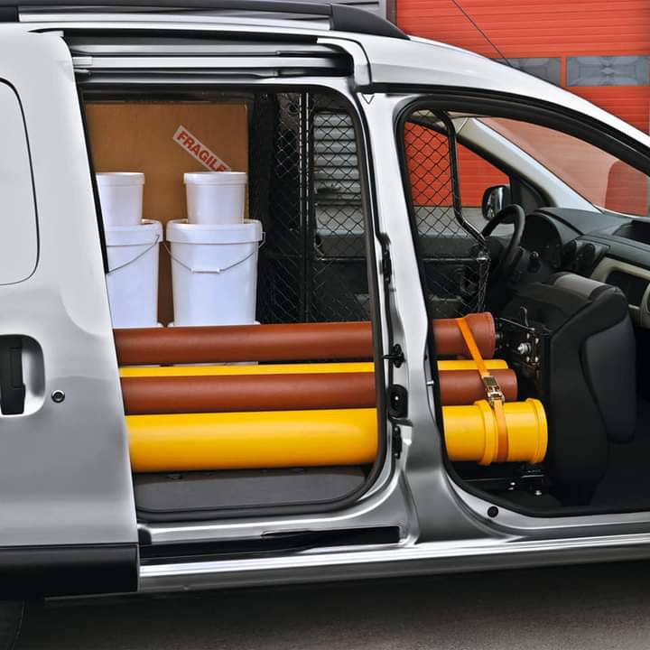 Enhance your daily drive. Stand out with your Renault Dokker Van: a harmonious and dynamic utility vehicle with great design.

 #Renault #Dokker #Van #DeliveryVehicle #Ghana #Accra