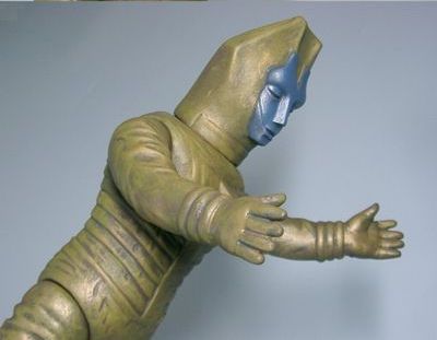 ブルマァク製 黄金怪人ゴールドサターン ソフビ ミラーマン ブルマァク製 黄金怪人ゴールドサターン ソフビ ミラーマン