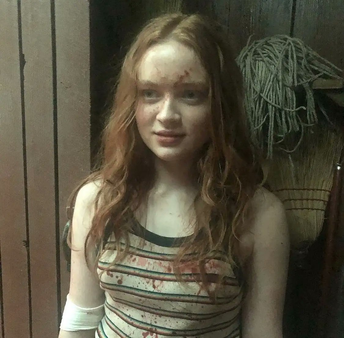 4D_FilmFest's tweet photo. sadie sink as ziggy berman behind the scenes in fear street 1978 (2021)
.
.
#fdiff2021 #fearstreet #fearstreetedit #fearstreet2edit #fearstreetpart2 #sadiesink #sadiesinkedit #strangerthings #strangerthingsedit #horror #horroredit #edit #slashers #slashersedit @FilmFreeway https://t.co/yZj3027pV3