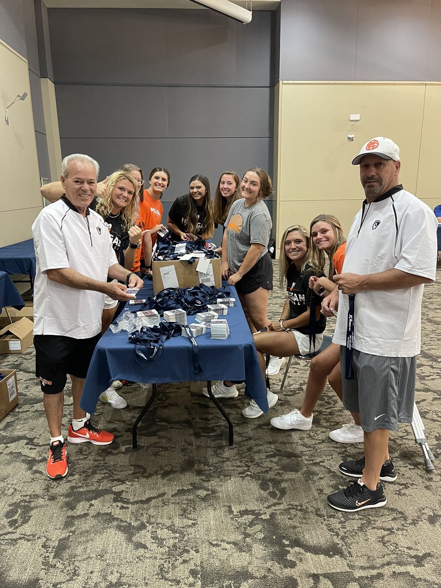 Diamond Classic Fastpitch - TN/VA (@dcfastpitch_tn) on Twitter photo Many thanks to Coach Wes Holly and the <a href="/MilliganBuffsSB/">Milligan University Softball</a> team for helping with USA Softball 14U Nationals team check in! #playUSA Many thanks to Coach Wes Holly and the <a href="/MilliganBuffsSB/">Milligan University Softball</a> team for helping with USA Softball 14U Nationals team check in! #playUSA