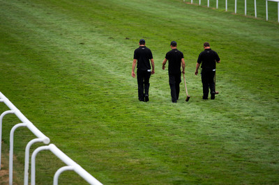 Horse racing would be nothing without the skill and knowledge of our talented Grounds Teams.  The team have to ensure the track is ready to race and delivered to the highest standard. 

We are looking for a Grounds Person to join us! Find out more:

careers.thejockeyclub.co.uk/job/Huntingdon…