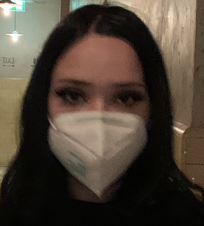 ichmagkeineis's tweet image. pov du wirst angestarrt von them