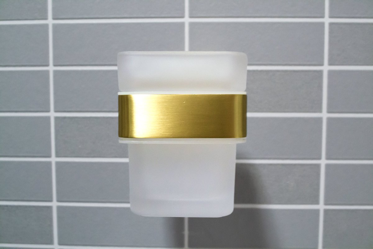 Our range of bathroom accessories includes a wide range of different product types. Within this category, we have glamour, round & brushed brass collections. All three are modern in styling. Check out our accessories >> bit.ly/2TjPsBw #bathroomaccessories #bathroom