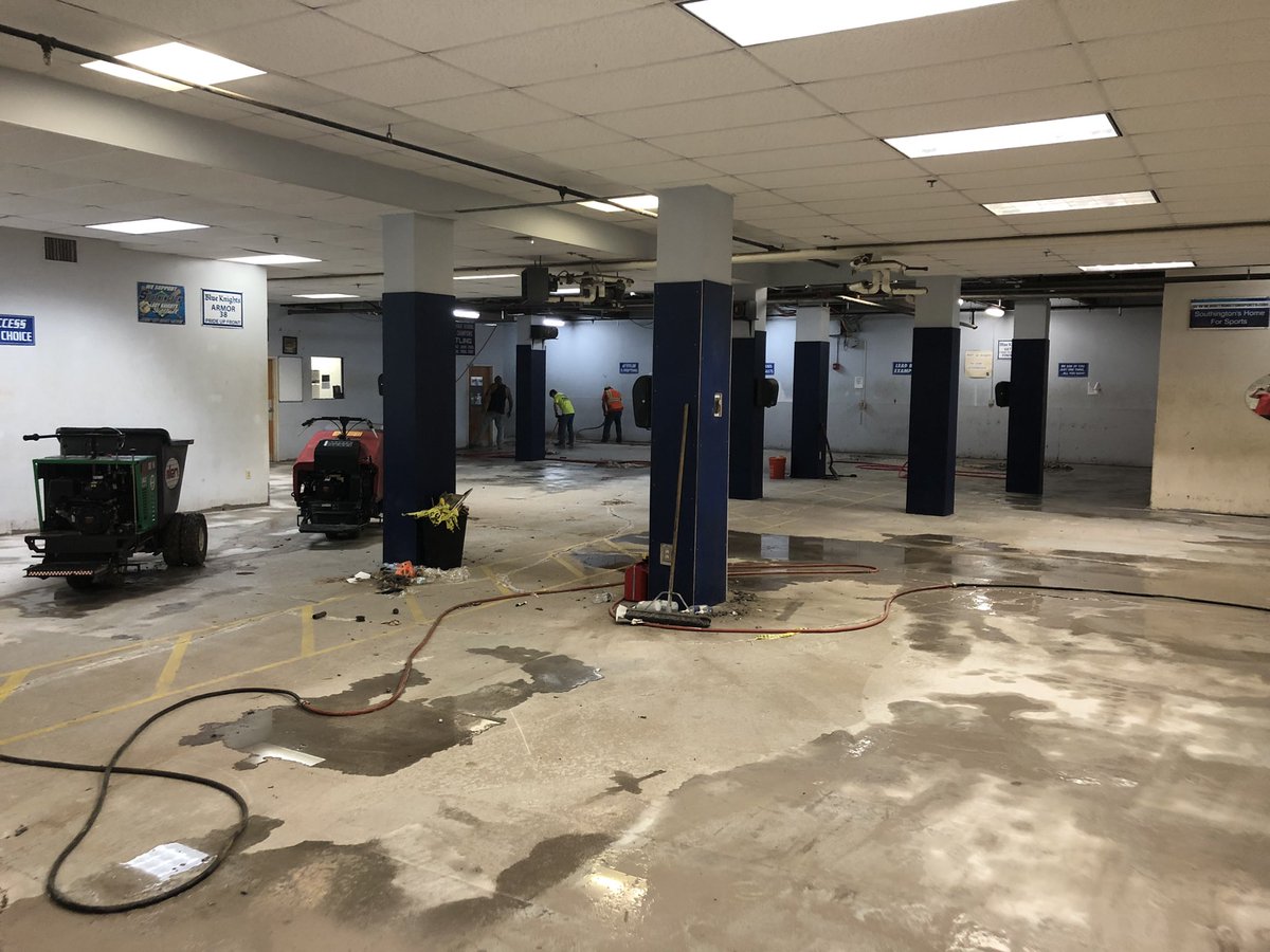 DruryCoach's tweet photo. 11 years, 101 wins, 2 State Championships, 8 conference championships and an avg 175 days a year in this dusty, dirty yet beautiful place. Bitter Sweet end of an era for our weightroom. Work has started on the brand new facility. New concrete, flooring and equipment! #bkf #WRP https://t.co/4J8R8EVfkF