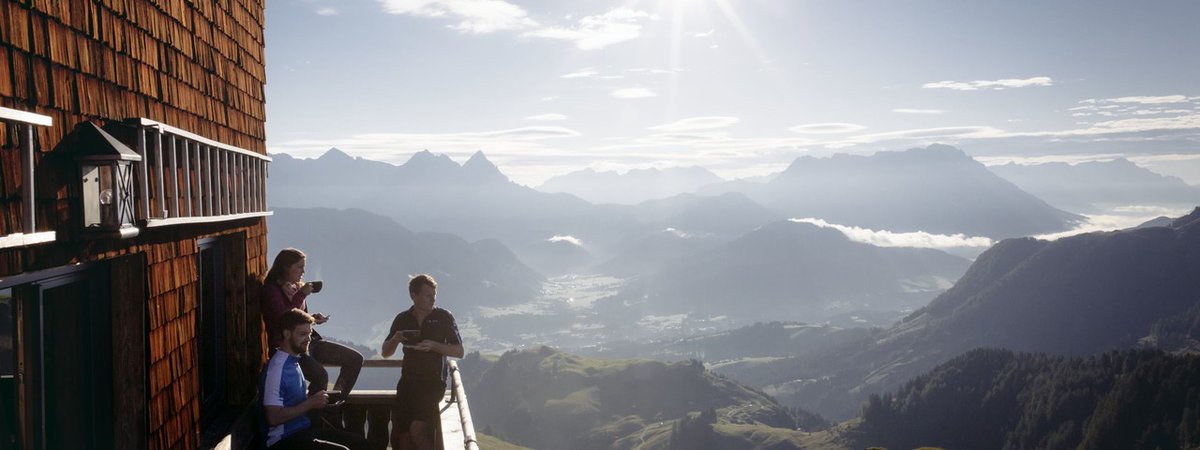 Standortagentur Tirol (@standorttirol) on Twitter photo Tirol als Vorzeigeregion für gesundes Leben im alpinen Raum - das ist das Ziel von #gesundtirol, einem Programm der Lebensraum Tirol Holding. Im Teilprojekt #gesunderegion wurden jetzt 3 Pilotregionen zur Förderung ihres Gesundheitsangebotes ausgewählt: standort-tirol.at/newsroom/news/ Tirol als Vorzeigeregion für gesundes Leben im alpinen Raum - das ist das Ziel von #gesundtirol, einem Programm der Lebensraum Tirol Holding. Im Teilprojekt #gesunderegion wurden jetzt 3 Pilotregionen zur Förderung ihres Gesundheitsangebotes ausgewählt: standort-tirol.at/newsroom/news/