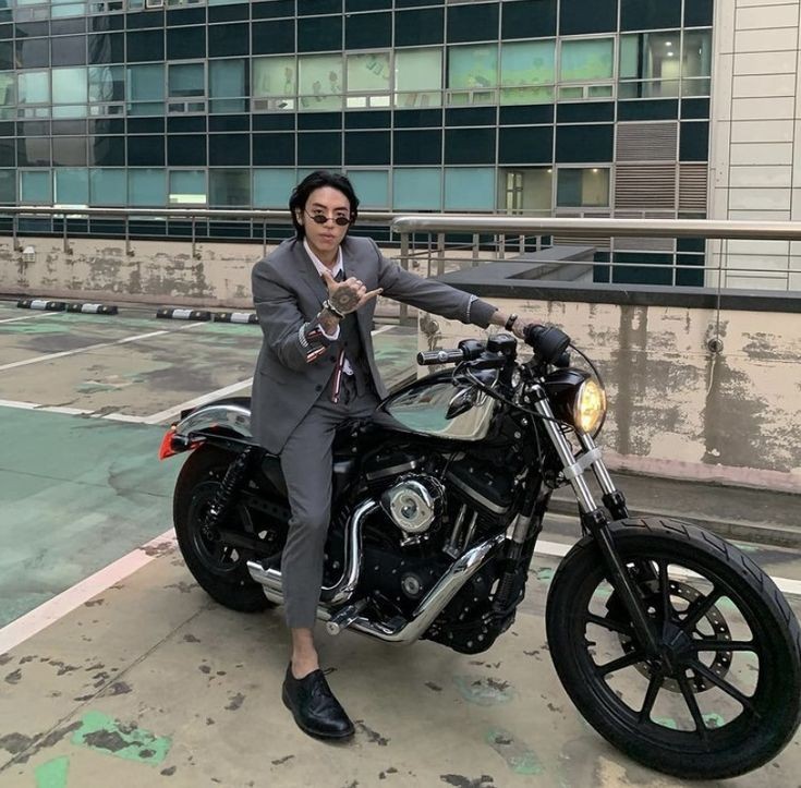 ian | off tweet media