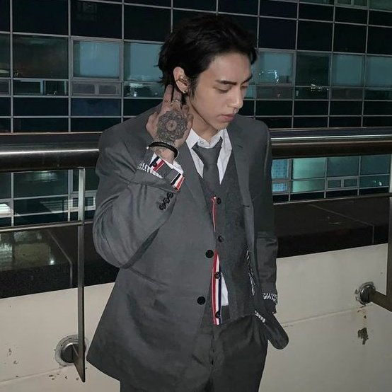 ian | off tweet media