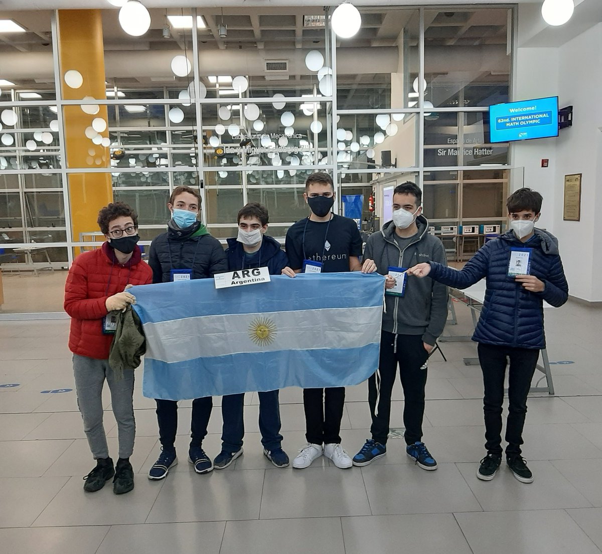 El equipo argentino en la Olimpíada Internacional de Matemática organizada por Rusia que está empezando hoy. #VamosArgentina
#HayFuturo