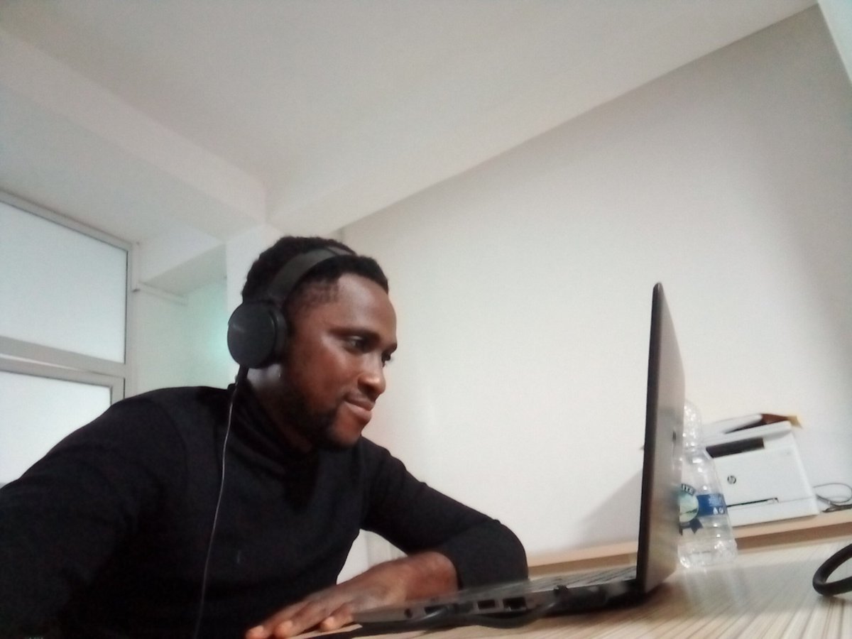 bolaoyenuga's tweet photo. Focus. https://t.co/8NrYP8PNXM