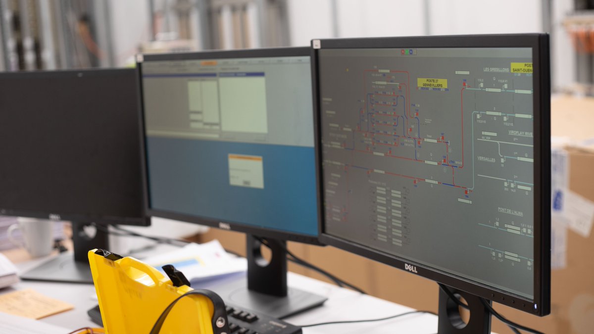 <a href="/infrapolepn/">Infrapôle Paris Nord</a> Notre réseau se modernise #maintenance &amp; #Travaux, nos agents SE travaillent à Gennevilliers pour la future commande centralisée du #RERC. 📸 sur les différentes facettes de nos métiers <a href="/SNCFReseau/">SNCF Réseau</a>  recrute !👉x.com/SNCF_Recrute/s…