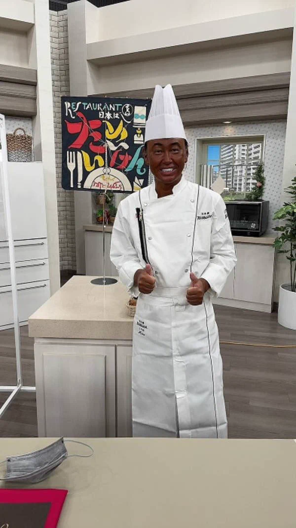 @RIMIX_assoluto たいめいけんのシェフいろとかで出来そうですね 