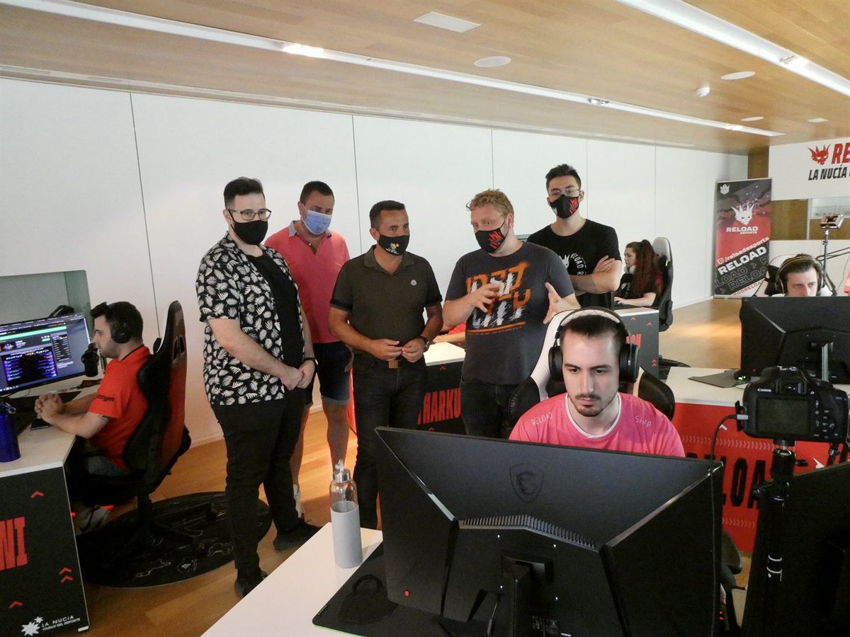😃😃@reloadesportses, uno de los mejores equipos de Esports de España, compite a nivel mundial en #worldofwarcraft desde la <a href="/CDCamiloCano/">Ciudad Deportiva Camilo Cano La Nucía</a> ➡️ #TheFireReign!!
🔝🔝El deporte electrónico🎮tambien tiene su espacio en <a href="/LaNuciaES/">La Nucía</a>!‼️
#LaNuciaCiudadDelDeporte
👉🏻 lanucia.es/Reload-Esports…