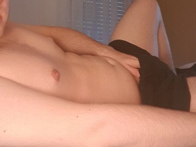 #horny 🍆🔥 https://t.co/YTi2thailx<a href="/tag/horny"class="tags">#horny</a>