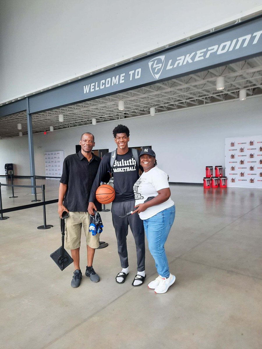 Our cousin Tyefa came up to see <a href="/AndrewDan4964/">Andrew Daniels</a> play at #Summer60 . He played a balanced game and didn't disappoint her. Thanks <a href="/RYZEHoops/">RYZE Hoops</a> for a great tournament. Congratulations COD Elite <a href="/AxamCinque/">Cinque Axam</a>, the team played well going 4-1. Look forward to next week <a href="/OTRHoops/">On the Radar Hoops Events</a>