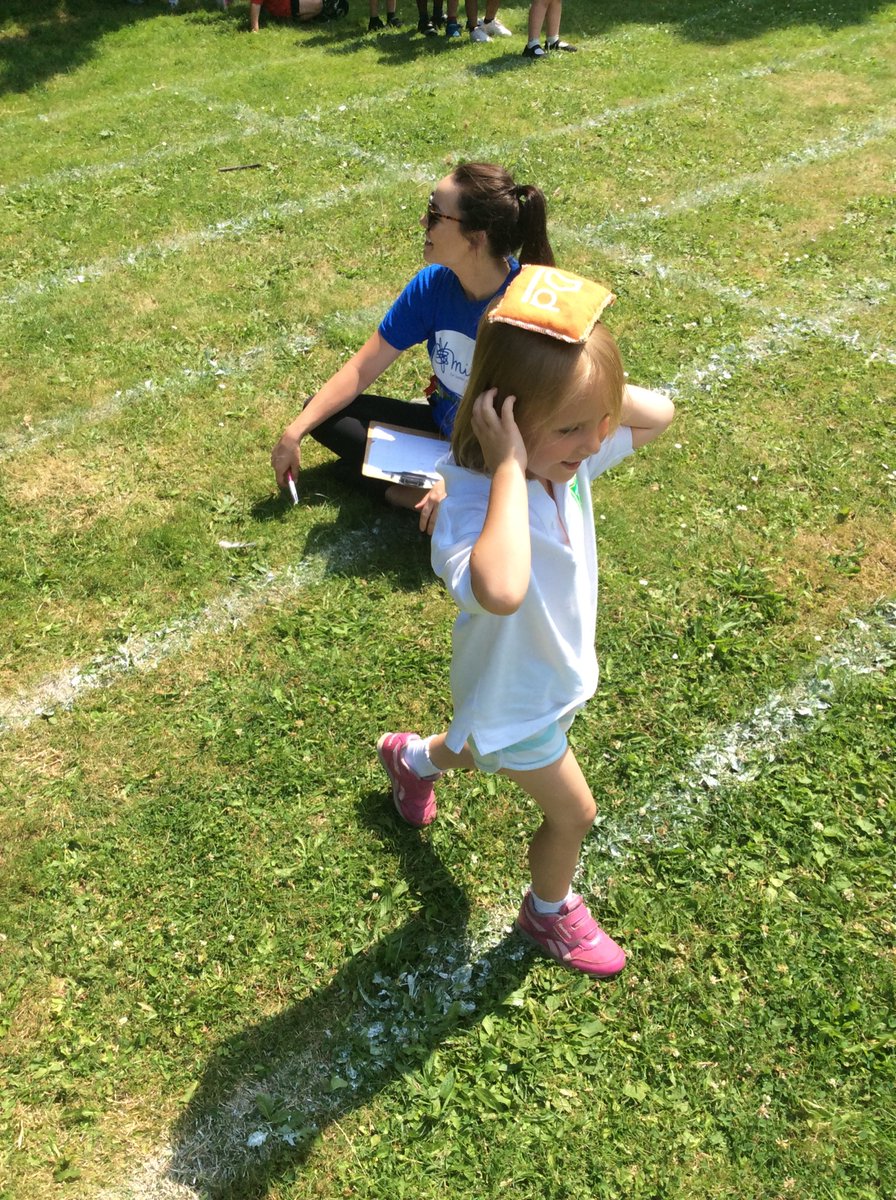 SportWainscott's tweet photo. NURSERY AND RECEPTION ARE HAVING SO MUCH FUN OUTSIDE IN THE SUN!!! https://t.co/a9ICaVatGe