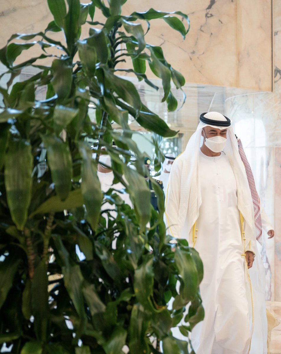 أضحك يعلنا ما نذوق حزنك 🇦🇪