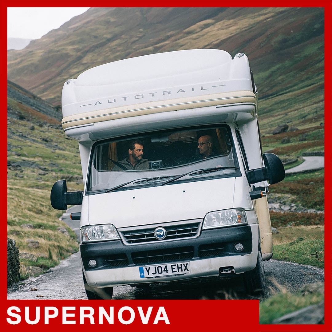 PREMIÈRE 🍿 | NIGHT OF THE KINGS⁠
#ColinFirth en #StanleyTucci zijn fenomenaal als Sam en Tusker, die in '#Supernova' samen hun weg moeten vinden in een leven dat langzaam uit hun handen glijdt. 
⁠
Vanaf 22 juli te zien. Koop hier je tickets 👉 linktr.ee/sliekerfilm