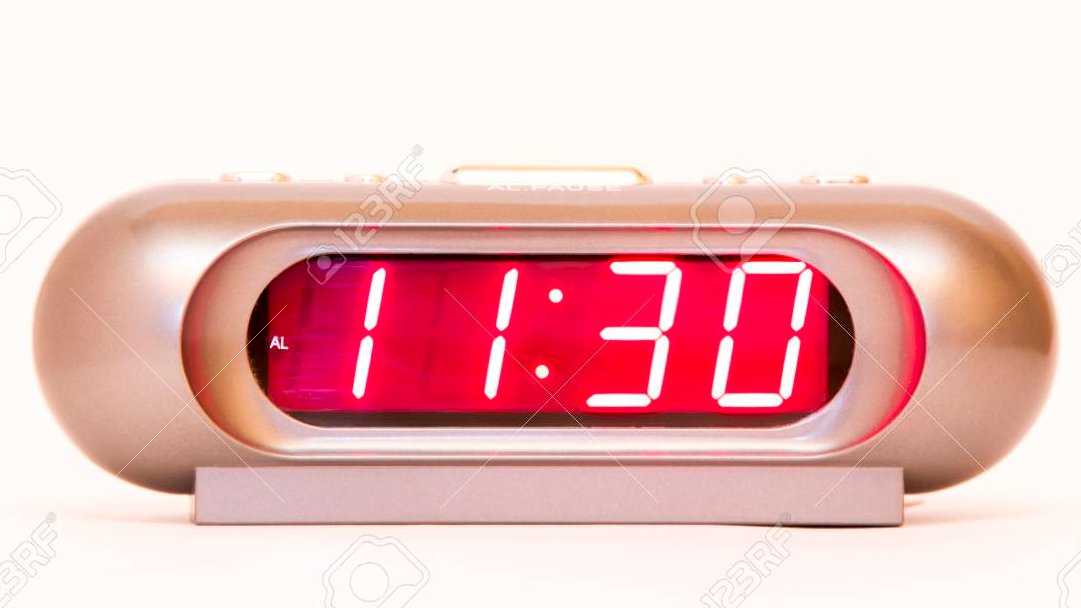 Bora se ligar!!! A partir de hoje a resenha começa mais cedo com <a href="/eduardomouratv/">Eduardo Moura</a> e <a href="/fabiofmendes/">Fábio Mendes</a> trazendo tudo sobre o empate do 🐭, mais uma derrota da 🐍 e os preparativos do 🦁 pra tentar fugir da jaula do Z4.