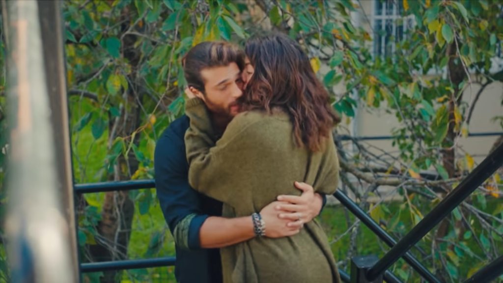 Клип город любви. Клип город любви. Клипы в городе зарубежные. Любовь за города. Свой клип.