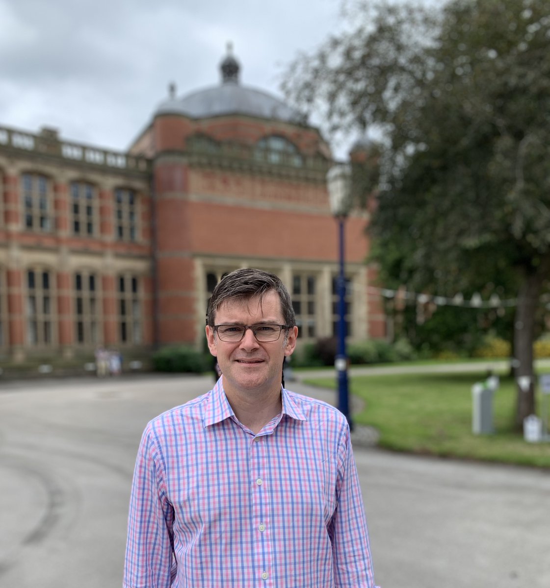 NEW: A US-inspired programme for students recovering from addiction is being launched here at Birmingham. It's led by the UK Government’s Drug Recovery Champion Dr Ed Day, an expert in addiction psychiatry at the University.
birmingham.ac.uk/news/latest/20…