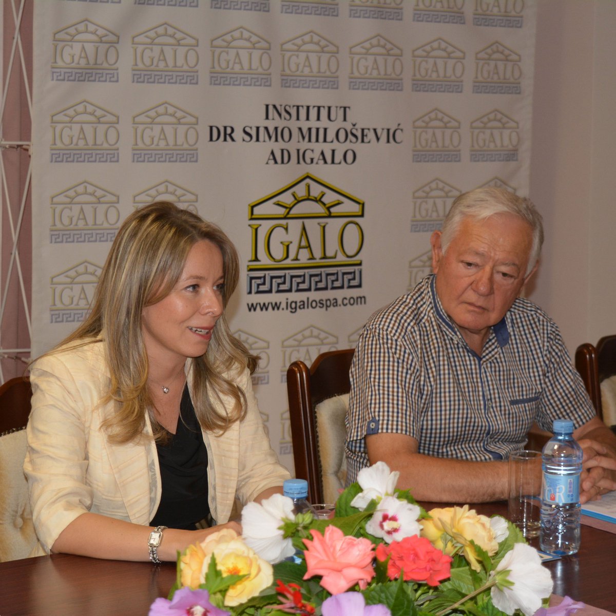 razvojna_banka's tweet photo. Predsjednik Odbora direktora IRF-a, Velizar Kaluđerović, i izvršna direktorica, dr Irena Radović @irena210478 , sa timom IRF-a u posjeti Institutu “Dr Simo Milošević”
#IRFCG #NewProject #sustainabledevelopment https://t.co/je6p1hkCuv