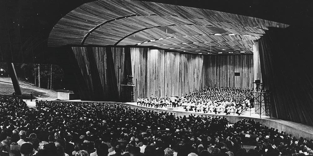 CleveOrchestra's tweet photo. Today, we're celebrating the 53rd anniversary of the first concert at @BlossomMusicCtr! Hear the opening remarks during #CleOrchBlossom’s inaugural weekend, featuring an anecdote from Mrs. Dudley Blossom, Jr.! #TimeToBlossom https://t.co/zcuqs6znq0 https://t.co/l5hdUbGJLl