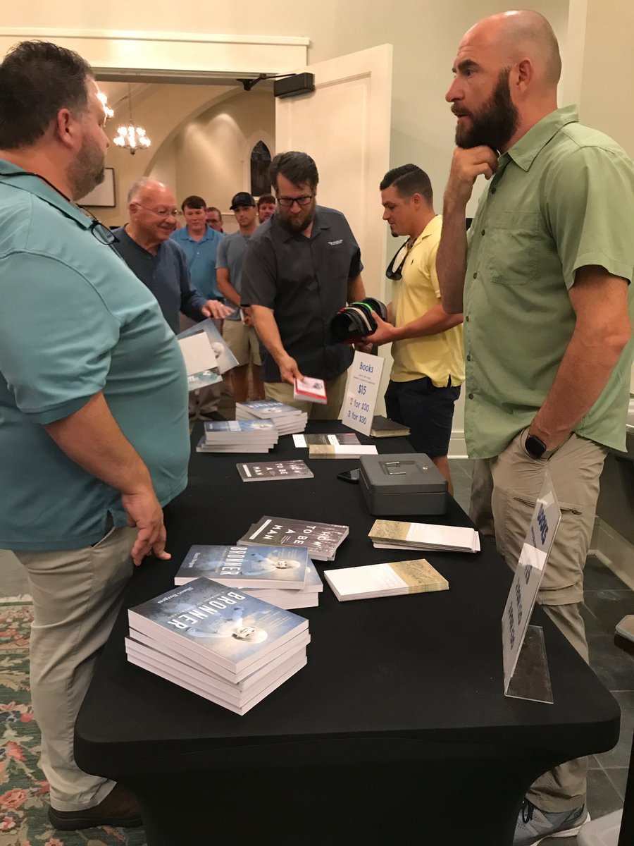 The_Man_Church's tweet photo. Great night at Orange Beach UMC!
Thanks to everyone that played a role in making this happen. The plan is now in place for men to go live a more authentic faith, embracing the call to real discipleship.
#DiscipleMenChangeEverything https://t.co/z9kWOEM0Ie