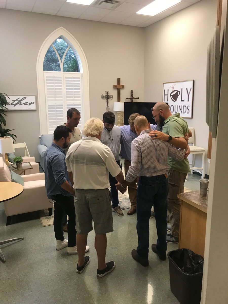 The_Man_Church's tweet photo. Great night at Orange Beach UMC!
Thanks to everyone that played a role in making this happen. The plan is now in place for men to go live a more authentic faith, embracing the call to real discipleship.
#DiscipleMenChangeEverything https://t.co/z9kWOEM0Ie