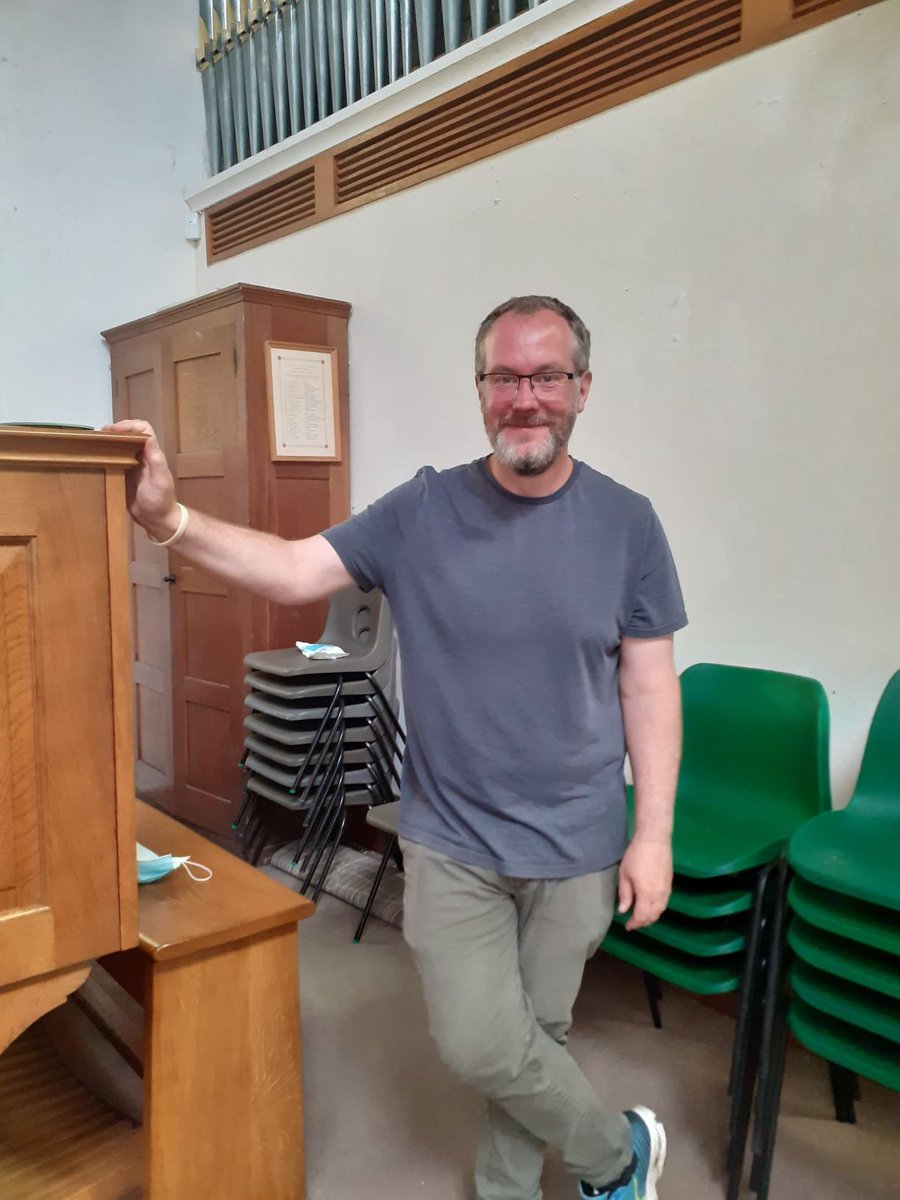 rgchoir's tweet photo. A few of us went to see our new director Huw giving the first of a series of tortoise concerts at St Stephen’s last Saturday.
Huw played contemporary pieces of a slow persuasion, including one of his own and the more familiar Mad Rush by Philip Glass. https://t.co/Dt1FAsgziU