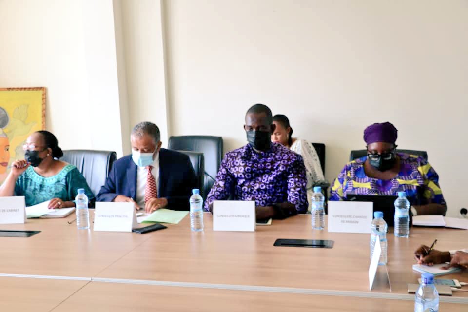 Ministère en charge des Investissements et des PPP tweet media