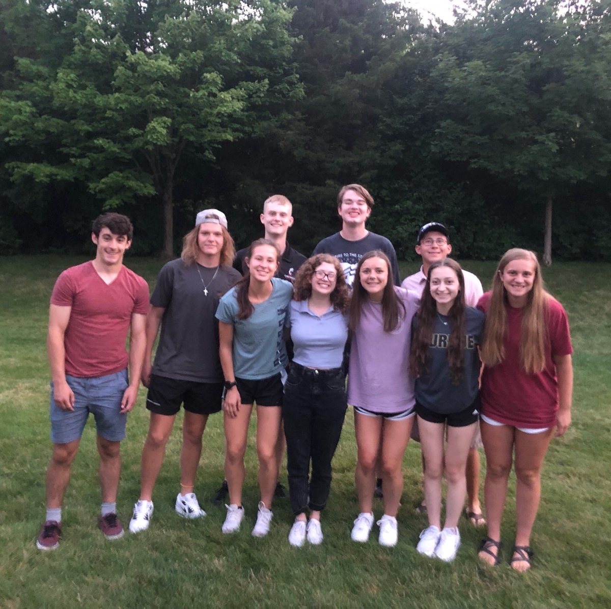 The 2021-2022 FBLA Officers Kicked off their year with a meeting last night! The officers are excited for the upcoming year, and hope you’ll join them for the fun!
