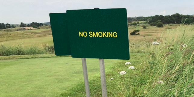 De wetswijzigingen van deze maand hebben gevolgen voor golfclubs; 
❌ Rookruimtes zijn niet meer toegestaan
🙅 Doorgeven van alcohol aan minderjarigen is strafbaar
💶 Zit er statiegeld op plastic flesjes
Meer lezen?⬇️ 
bit.ly/3eAzIBv
