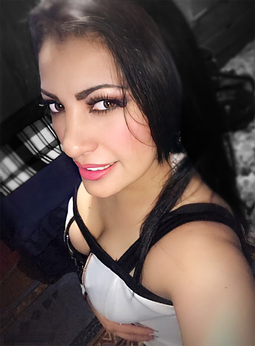Geomiac's tweet photo. LA MEJOR FORMA DE SER POSITIVO, ES ESTAR CON PERSONAS POSITIVAS !!💕
LOS AMO AMORES MIOS 💕🎵💕 FELIZ Y BENDECIDA SEMANA 🙏🏻
#MiaCorra #ElegantementeEcuatoriana 🇪🇨 #LosAmo #Lunes #DiosEsBueno #FelizSemana https://t.co/NV768BAUPu