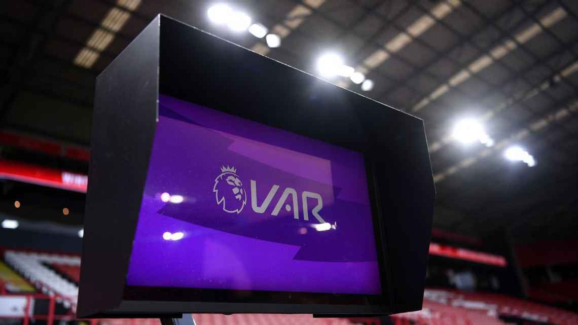 City_Chief's tweet image. 🚨| Fans will no longer be shown the process of working out an offside check in the Premier League.

[via @DaleJohnsonESPN/@ESPNUK]