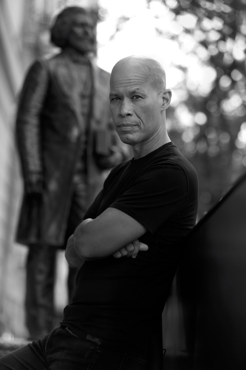 Honored to be profiled &amp; photographed by Purist Magazine’s <a href="/cathrinewhiteCW/">CATHRINE WHITE</a>.

Available on newsstands &amp; online now. issuu.com/thepurist/docs…