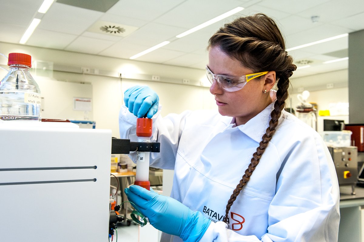 Developing a #vectorvaccine or #virotherapy? Here is our extensive guide to #viralvector process development and scale-up. Learn how to get from bench to clinic faster.
blog.bataviabiosciences.com/guide-to-viral…

#GeneTherapy #oncolyticvector #bioprocessing #CDMO #cGMP #processdevelopment