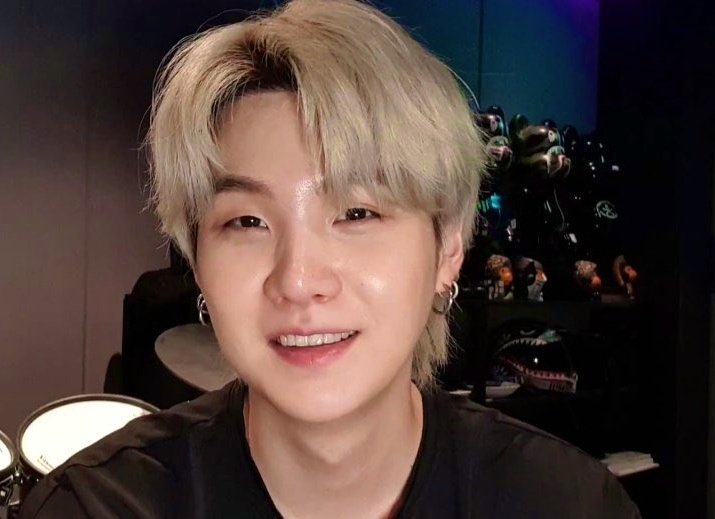 hoscass's tweet image. o que eu perdi não assistindo a live do yoongi no vlive; a thread