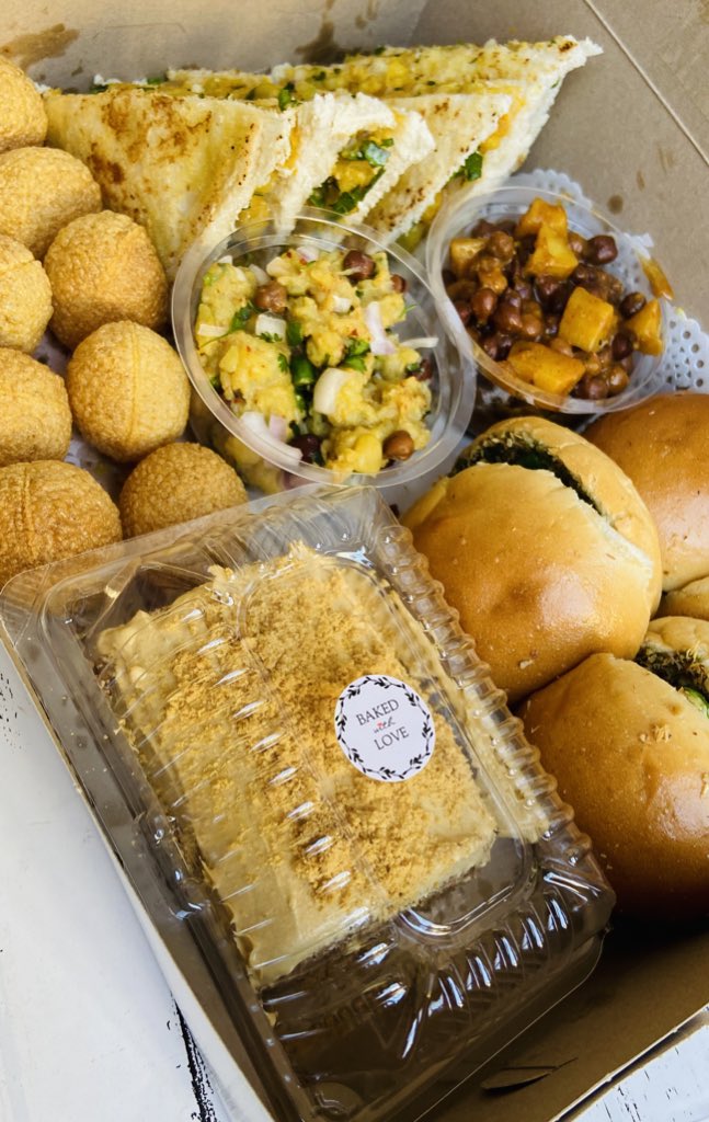 Veg grazebox 🤩 went out last weekend 👅 customer chose these items 😍 pani puri, veg sandwich, channa batata, coffee swiss roll, vada pav - make your own grazebox with us ! 0990162502 - 0999530856 Lilongwe 🇲🇼