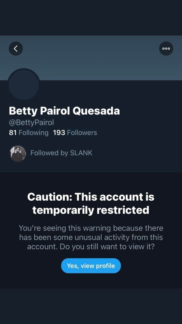 Очередной антикубинский обосрамс: Совет по правам человека ООН (!) выложил фотографию сторонницы коммунистической Кубы как иллюстрацию буржуазного мятежа. Она возмутилась этим фактом и написала в Тви о своей поддержке Революционной власти. Вскоре после этого её акк забанили 🤷‍♂️