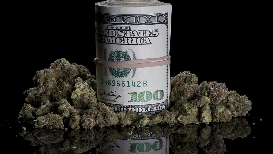 SmokeBuddies's tweet photo. Venda de maconha vai financiar programa de prevenção à violência em Illinois (EUA)

Organizações de prevenção à violência receberão subsídios financiados por impostos gerados pelas vendas de cannabis no estado. https://t.co/Z6o2D6qBYm
