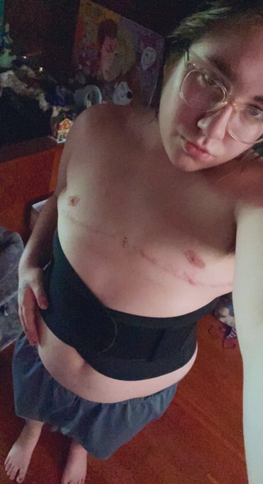 Waist training today https://t.co/HULOM42XfM<a href="/tag/fuckonlyfans"class="tags"><span>#fuckonlyfans</span></a><a href="/tag/cancelonlyfans"class="tags"><span>#cancelonlyfans</span></a><a href="/tag/fuckyouonlyfan"class="tags"><span>#fuckyouonlyfan</span></a>