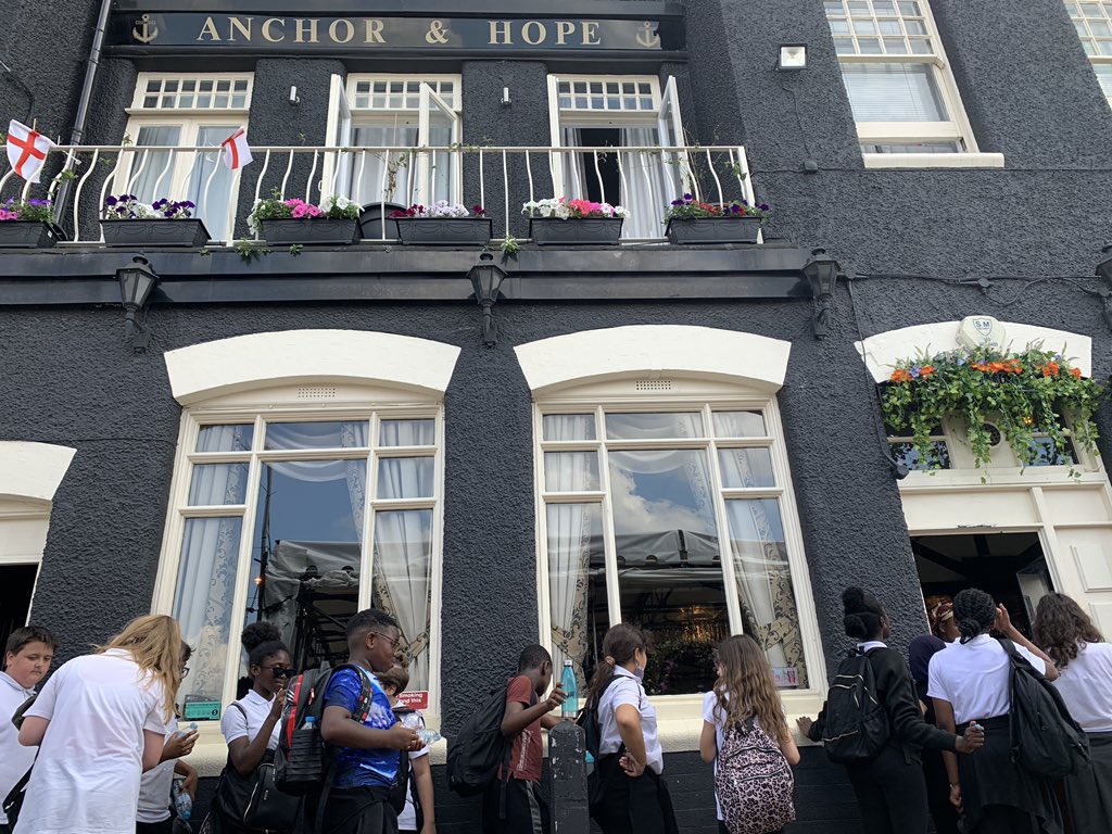 A brilliant day out along the Thames Path to the <a href="/TheO2/">The O2</a> <a href="/cineworld/">Cineworld</a> Bit of a gruelling walk back but a big thank you to Anchor &amp; Hope for giving our year 6s some water. <a href="/WoodhillSch/">Woodhill Primary School</a>