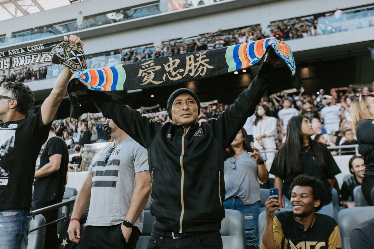 LAFC's tweet photo. 🛹 @daewon1song is Black &amp; Gold. 

#LAFC https://t.co/nErber4JdW