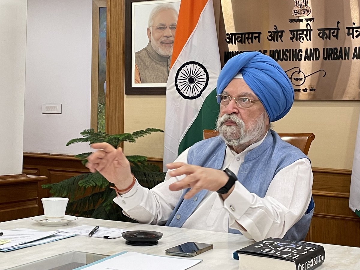 HardeepSPuri's tweet photo. Participated in a vibrant interaction organised by @CSEP_Org with Sh Vijay Kelkar, Sh Vikram S Mehta, @DanielYergin & Dev Sanyal. https://t.co/7pj1vCnxMt
