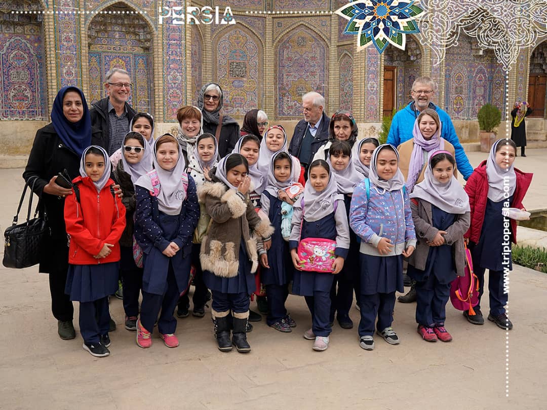 TriptoPersia's tweet photo. Persian school girls who were on a school expedition with their teacher were really surprised when met our German group tour at Nasir Al Mulk Mosque, so dear tourists kindly took a memorable photo with kids!
#triptopersia #Irantravel #Irantour #persia #reiseblog #vacation https://t.co/FhoErdyhxp