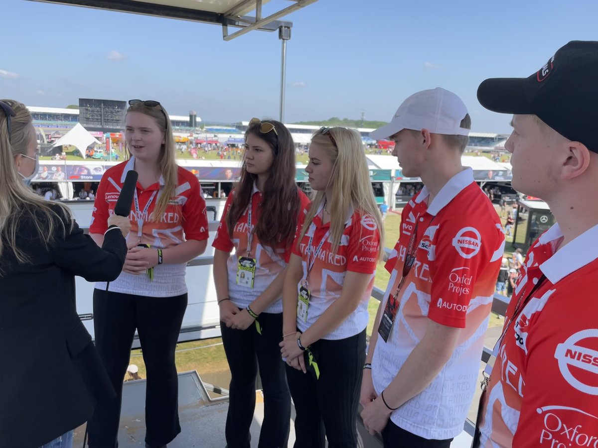 Britannia Red tweet media