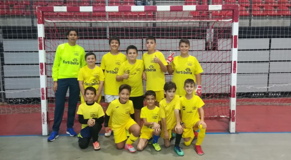 SJBpuertollano's tweet photo. DxT Base "Servicios y Gestión Deportiva", es la empresa que nos viene surtiendo la ropa deportiva.
Sin querer hacer publicidad, sino sólo ayudarles y favorecer a todos, ofrecemos los precios con los que ponen a la venta el stock de prendas deportivas que hemos usado hasta ahora: https://t.co/mAD6mJXQPR