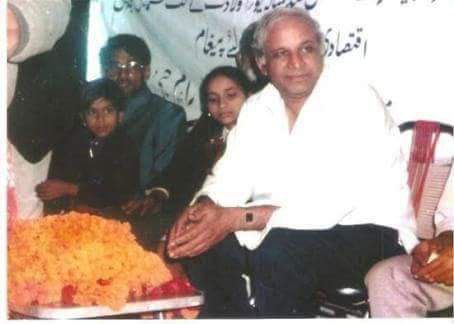 काशीराम साहेब ने 2003 में अपने भाषण में कहा कि मुझे अब प्रधान मंत्री बनना हे तब से काशीराम साहेब का मायावती ने सत्यानाश कर दिया।
#कांशी_तेरा_मिशन_अधुरा क्या सर्वजन करेगे पूरा??
<a href="/Mayawati/">Mayawati</a> 
<a href="/Profdilipmandal/">Dilip Mandal</a> 
<a href="/WamanCMeshram/">Waman Meshram</a> 
@BMP4India 
@BMP4UP2022 
<a href="/danishali_BMP/">Adv Danish Ali</a>